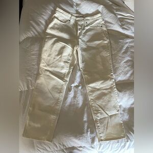 Off white denim/jeans size 6